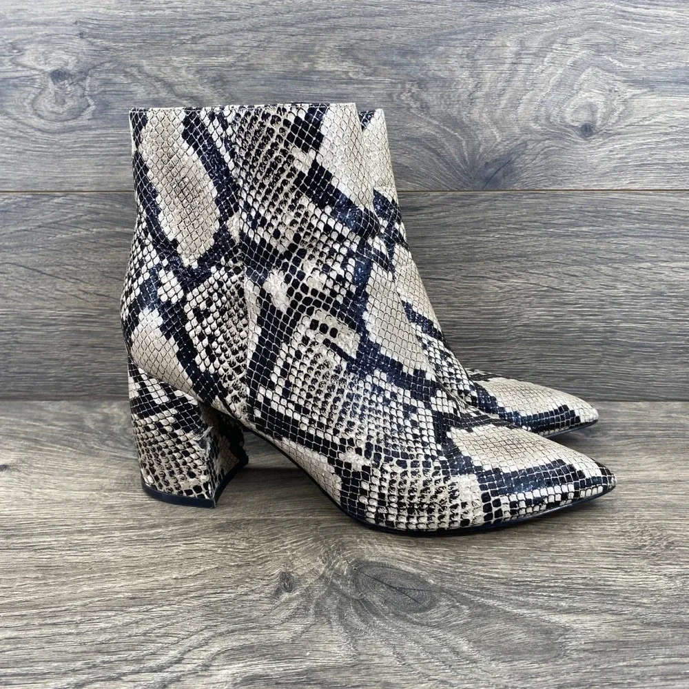 Marc Fisher Retire 2 Ankle Boots Womens 8.5M Snakeskin Pointed Toe Block Heel